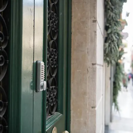 Boutique House Apartment *